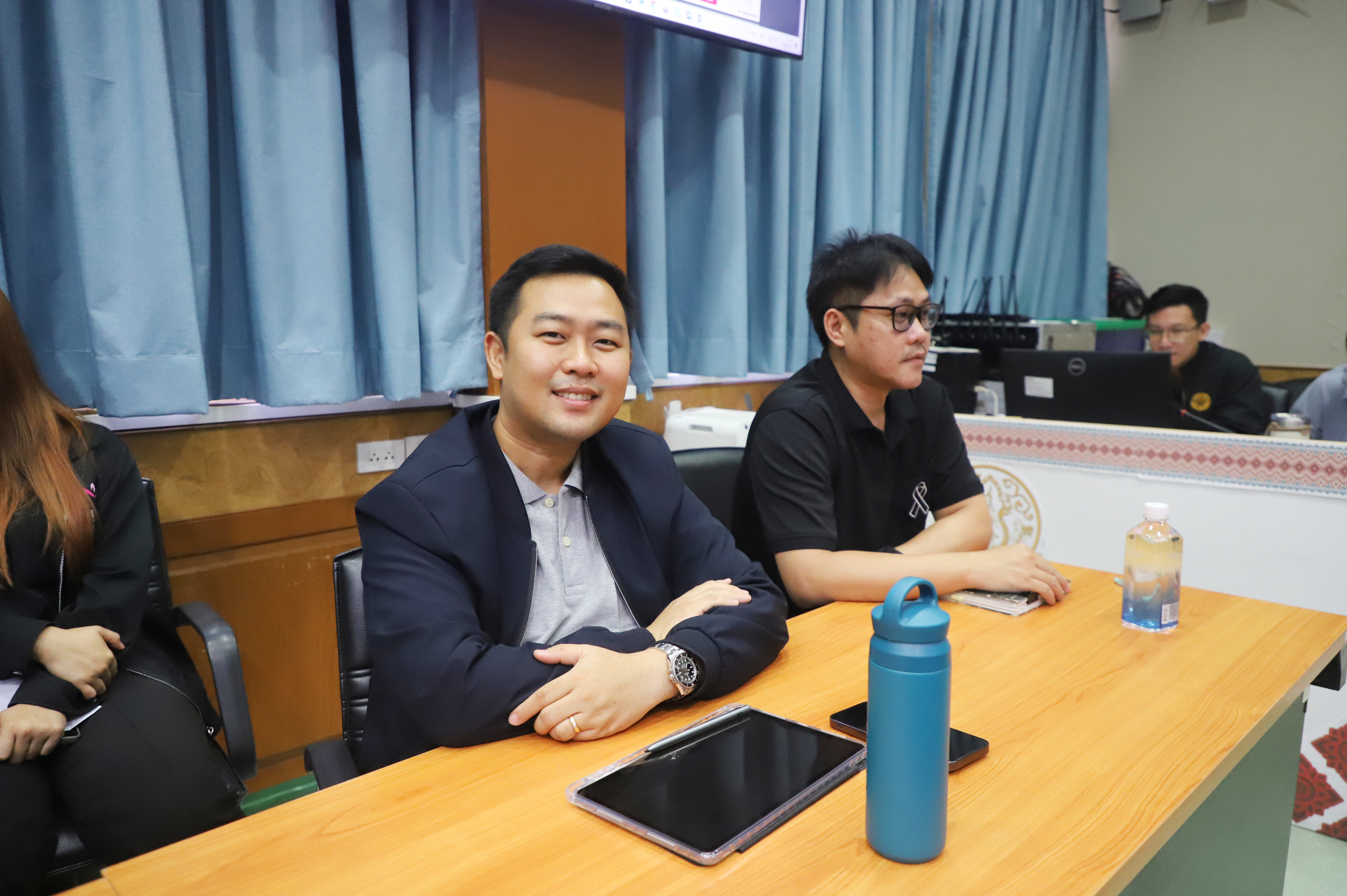 title - สำนักบริหารกองทุน (สบท.)  จัดการประชุมภายใน เพื่อติดตามเร่งรัดการดำเนินงานตามกรอบหน้าที่และตัวชี้วัด